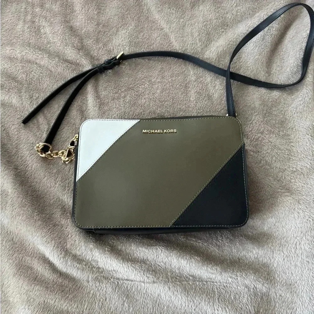 Michael Kors cross body bag